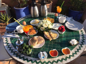 Отель Riad Johnboy  Марракеш